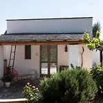 Trullo Santangelo Bed & Breakfast 4*