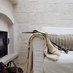 Trullo Santangelo 4*