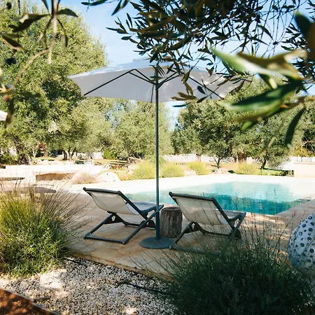 Bed & Breakfast Trullo Santangelo 4*