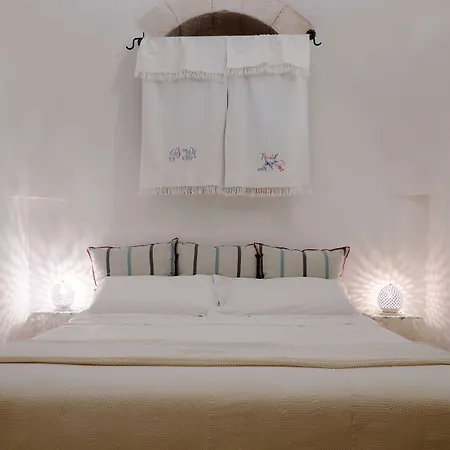 Trullo Santangelo فندق مبيت وإفطار سيغلي ميسابيكا