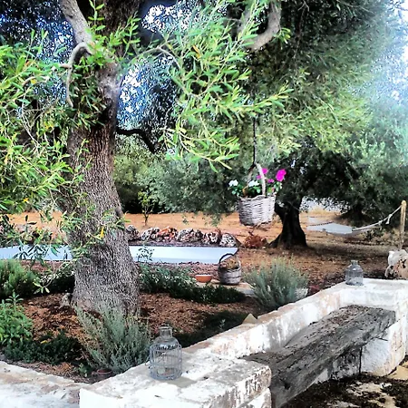 Trullo Santangelo سيغلي ميسابيكا