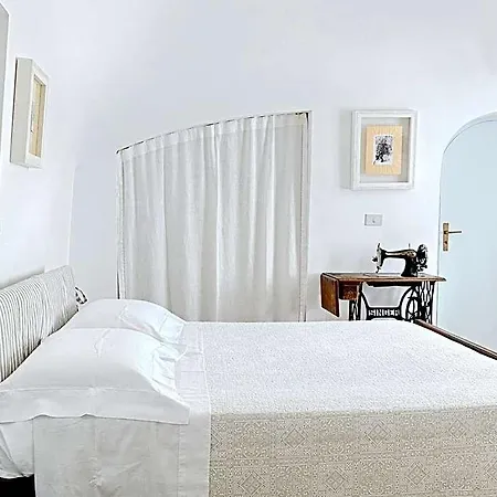 Trullo Santangelo Bed and breakfast Ceglie Messapica
