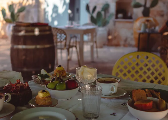 Trullo Santangelo לינה וארוחת בוקר 4*